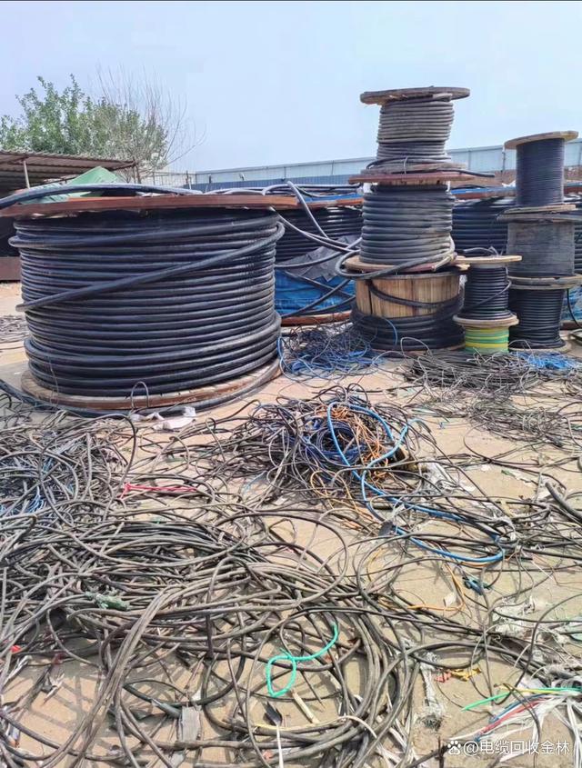 電力工程施工中的電纜拆除與回收 安全高效的處理之道